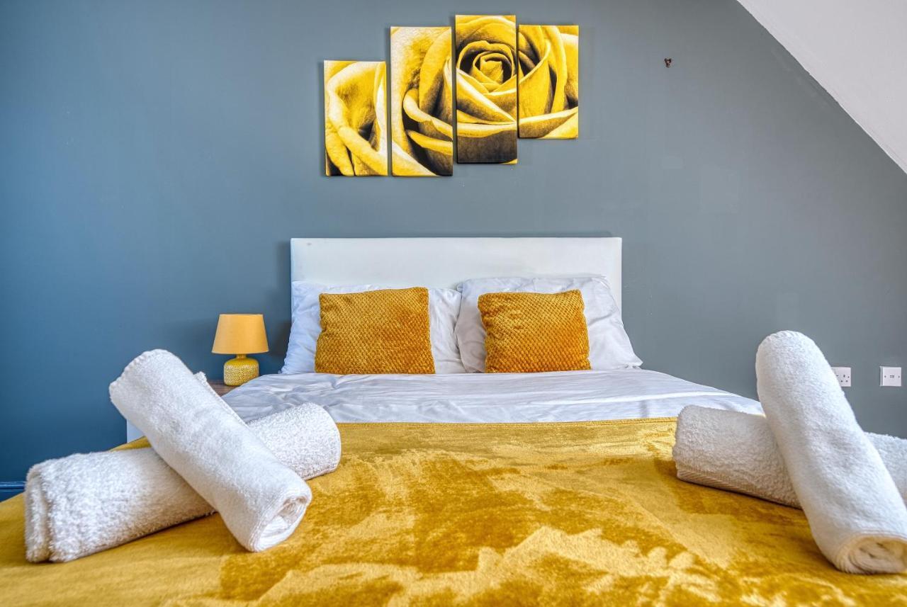 Nec Exhibitor Home, Stay Near Birmingham Airport Esterno foto
