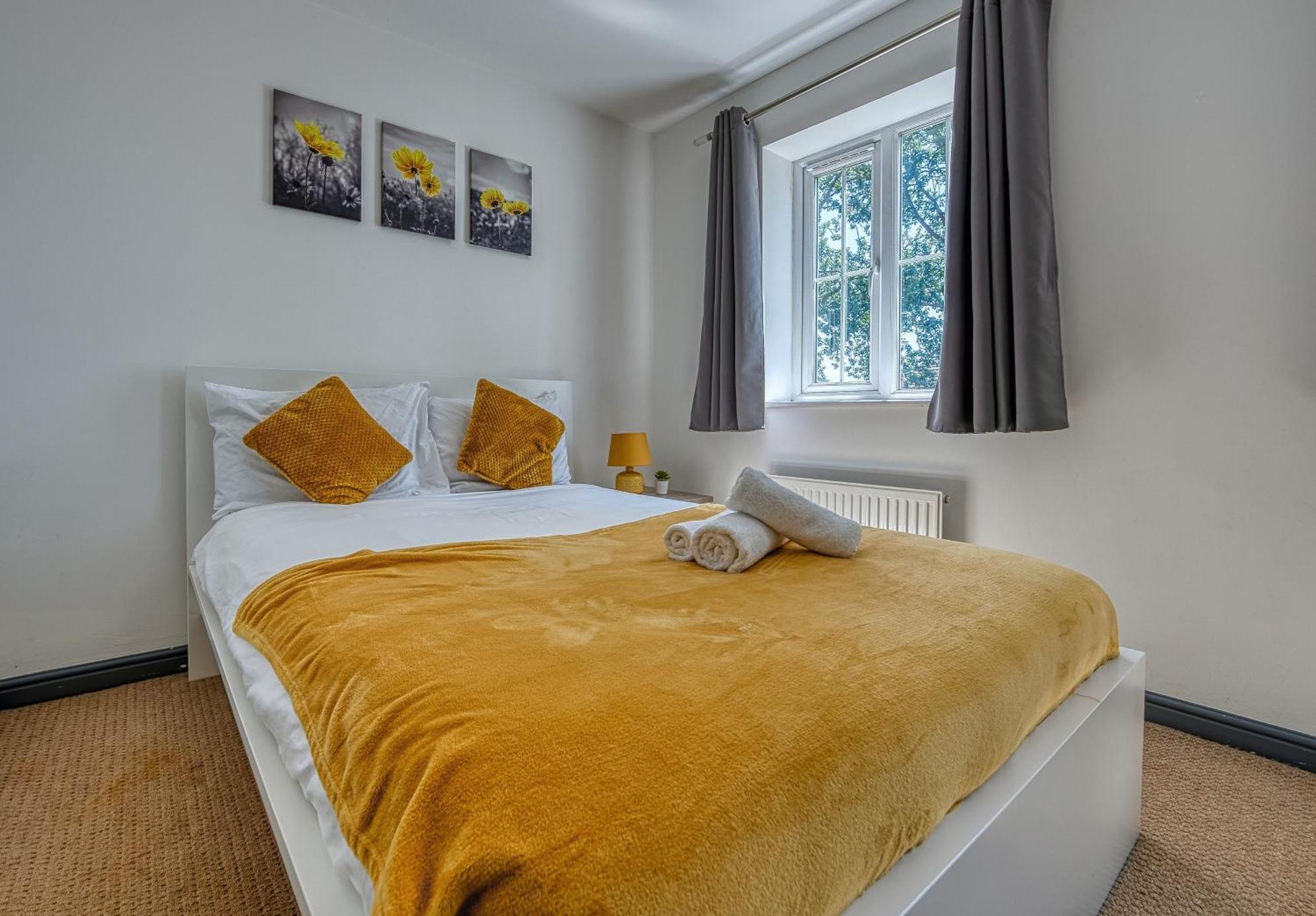 Nec Exhibitor Home, Stay Near Birmingham Airport Esterno foto