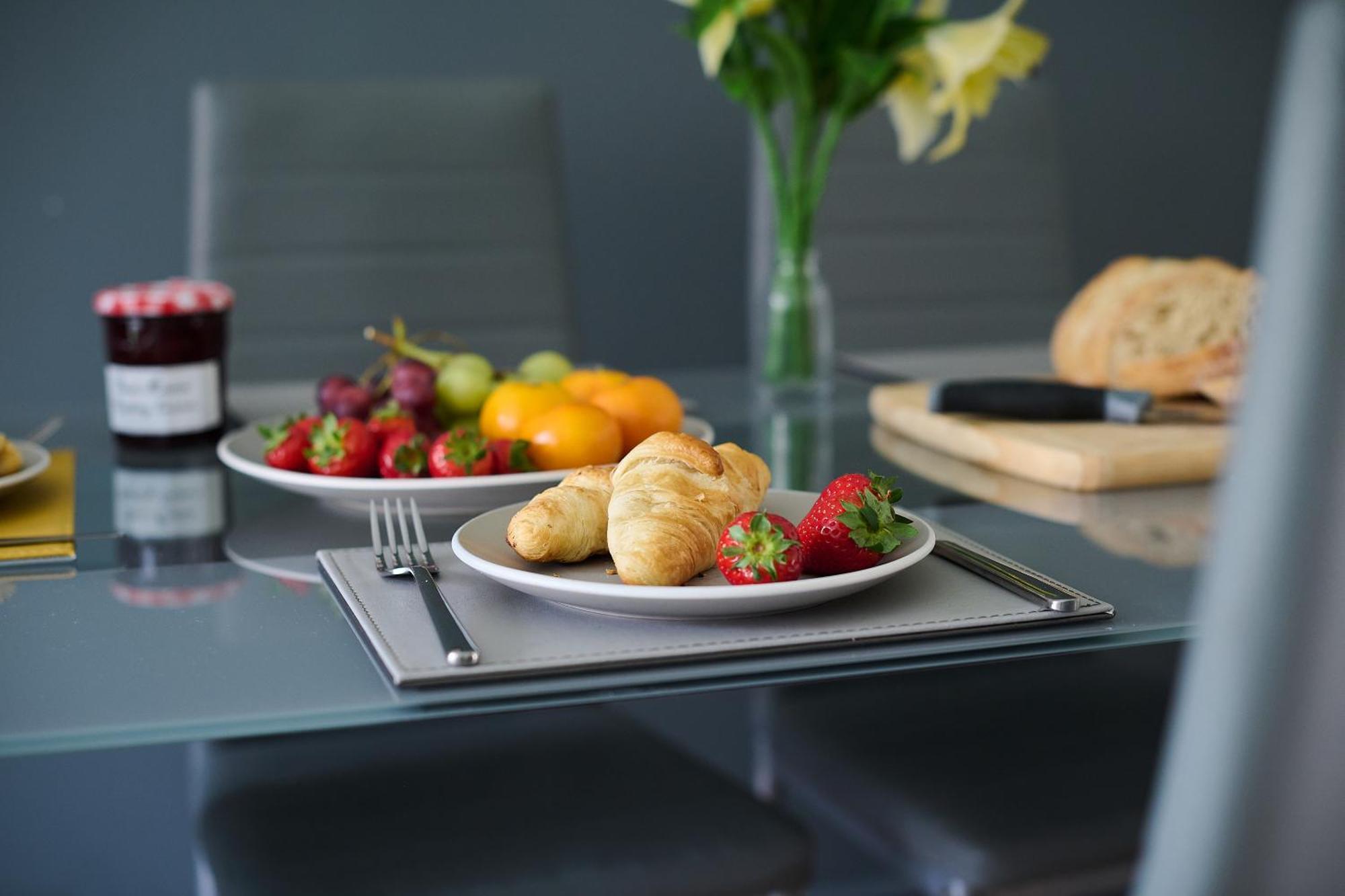 Nec Exhibitor Home, Stay Near Birmingham Airport Esterno foto